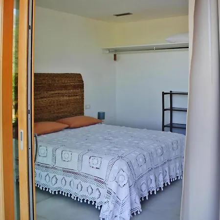 Vakantiehuis Spacious In With Garden
